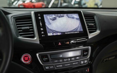 Honda Pilot III рестайлинг, 2018 год, 3 150 000 рублей, 15 фотография