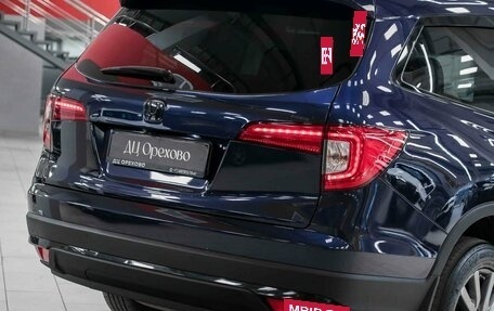Honda Pilot III рестайлинг, 2018 год, 3 150 000 рублей, 18 фотография