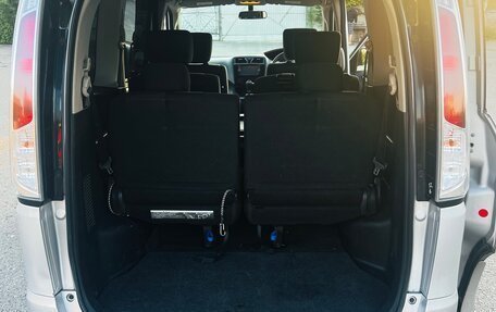 Nissan Serena IV, 2013 год, 1 200 000 рублей, 12 фотография