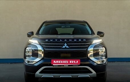 Mitsubishi Outlander, 2022 год, 3 270 000 рублей, 4 фотография