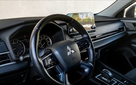 Mitsubishi Outlander, 2022 год, 3 270 000 рублей, 20 фотография