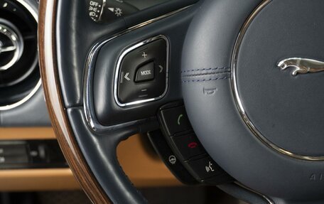 Jaguar XJ IV (X351), 2012 год, 2 780 000 рублей, 16 фотография