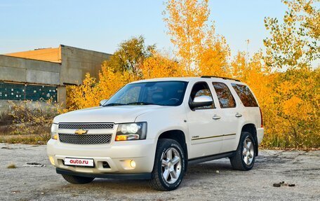 Chevrolet Tahoe III, 2012 год, 1 750 000 рублей, 2 фотография