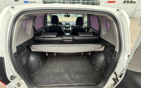 Toyota RAV4, 2011 год, 1 200 000 рублей, 14 фотография