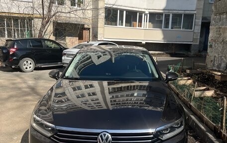 Volkswagen Passat B8 рестайлинг, 2016 год, 2 000 000 рублей, 3 фотография