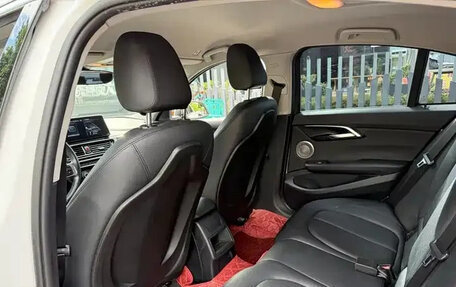 BMW 1 серия, 2022 год, 1 358 000 рублей, 11 фотография