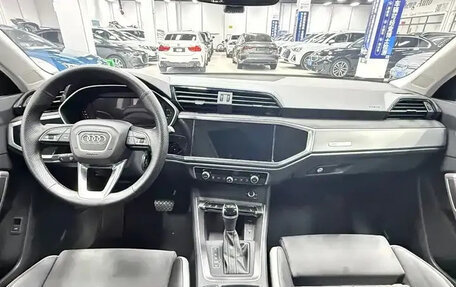 Audi Q3, 2022 год, 1 628 000 рублей, 9 фотография