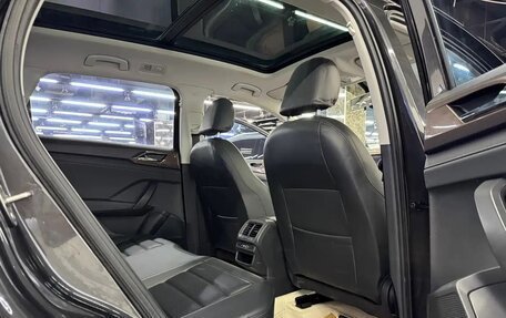 Volkswagen Tharu, 2023 год, 1 800 000 рублей, 9 фотография