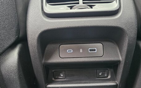 Geely Tugella FY11, 2024 год, 3 150 000 рублей, 16 фотография