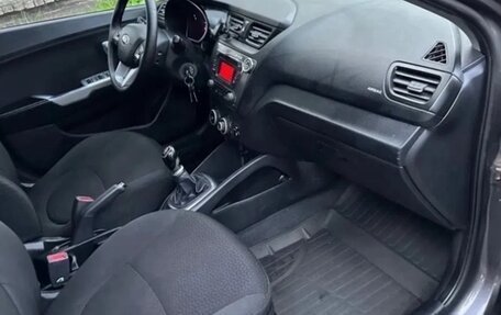 KIA Rio III рестайлинг, 2013 год, 768 000 рублей, 6 фотография