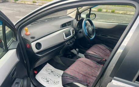 Toyota Vitz, 2013 год, 759 000 рублей, 10 фотография