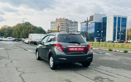 Toyota Vitz, 2013 год, 759 000 рублей, 8 фотография