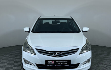 Hyundai Solaris II рестайлинг, 2015 год, 950 000 рублей, 2 фотография