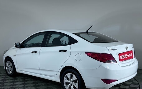 Hyundai Solaris II рестайлинг, 2015 год, 950 000 рублей, 4 фотография