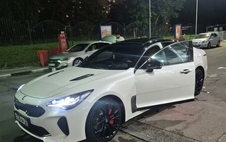 KIA Stinger I, 2018 год, 1 900 000 рублей, 6 фотография