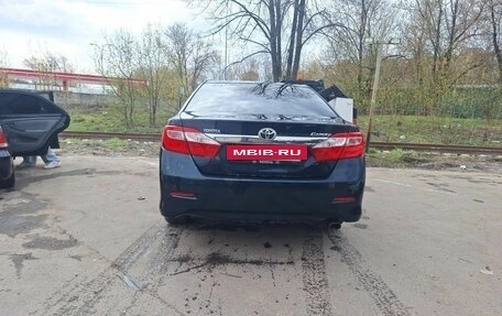 Toyota Camry, 2012 год, 1 380 000 рублей, 6 фотография
