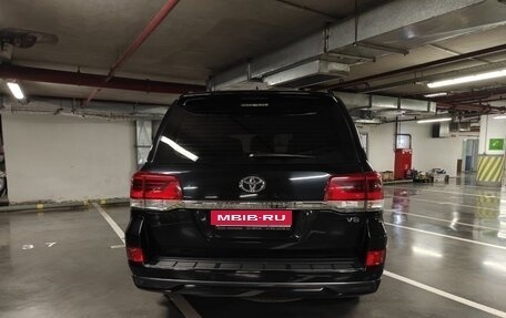 Toyota Land Cruiser 200, 2016 год, 5 150 000 рублей, 3 фотография