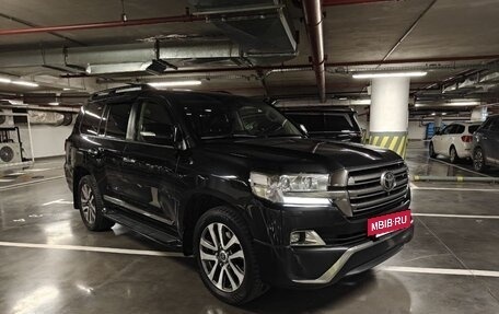Toyota Land Cruiser 200, 2016 год, 5 150 000 рублей, 12 фотография