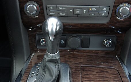 Nissan Patrol, 2011 год, 1 830 000 рублей, 9 фотография
