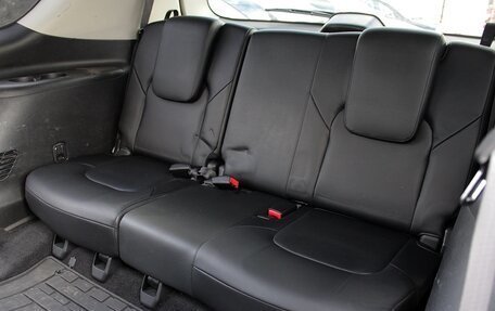 Nissan Patrol, 2011 год, 1 830 000 рублей, 14 фотография