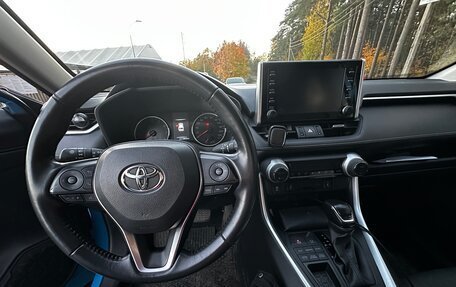 Toyota RAV4, 2020 год, 3 200 000 рублей, 3 фотография