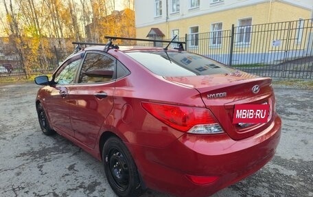 Hyundai Solaris II рестайлинг, 2012 год, 560 000 рублей, 3 фотография
