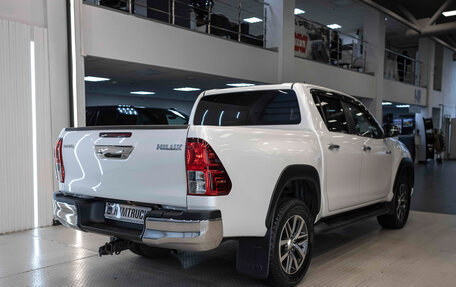 Toyota Hilux VIII, 2018 год, 3 899 999 рублей, 8 фотография