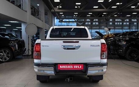Toyota Hilux VIII, 2018 год, 3 899 999 рублей, 7 фотография