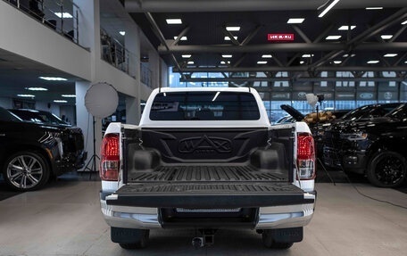 Toyota Hilux VIII, 2018 год, 3 899 999 рублей, 9 фотография
