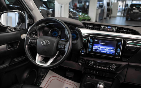 Toyota Hilux VIII, 2018 год, 3 899 999 рублей, 27 фотография