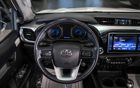 Toyota Hilux VIII, 2018 год, 3 899 999 рублей, 30 фотография
