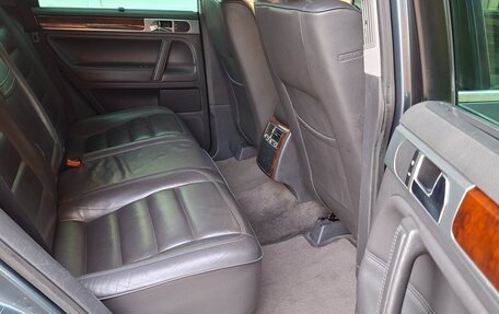 Volkswagen Touareg III, 2004 год, 870 000 рублей, 5 фотография