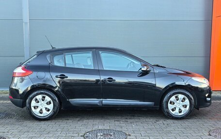 Renault Megane III, 2011 год, 799 000 рублей, 3 фотография