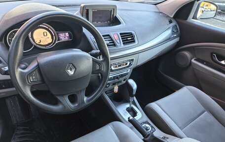 Renault Megane III, 2011 год, 799 000 рублей, 10 фотография