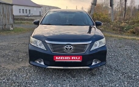 Toyota Camry, 2012 год, 1 600 000 рублей, 10 фотография