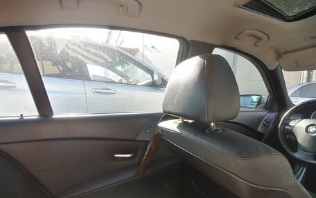 BMW 5 серия, 2004 год, 900 000 рублей, 19 фотография