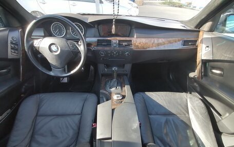BMW 5 серия, 2004 год, 900 000 рублей, 20 фотография