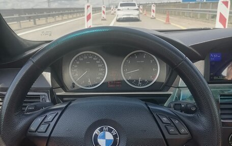 BMW 5 серия, 2004 год, 900 000 рублей, 27 фотография