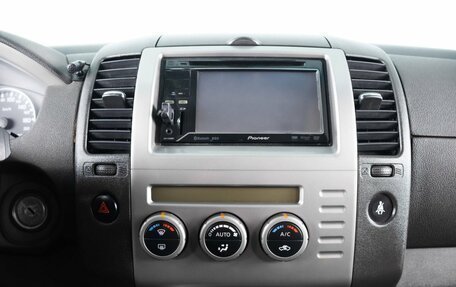 Nissan Pathfinder, 2007 год, 1 079 000 рублей, 16 фотография