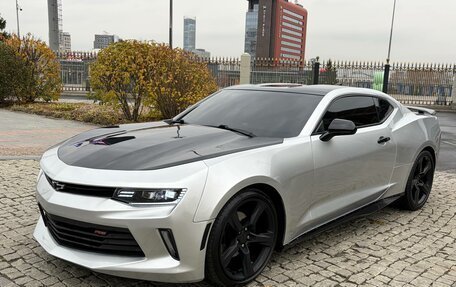 Chevrolet Camaro VI, 2018 год, 2 350 000 рублей, 3 фотография