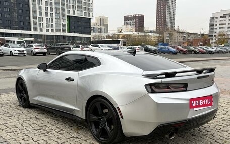 Chevrolet Camaro VI, 2018 год, 2 350 000 рублей, 4 фотография