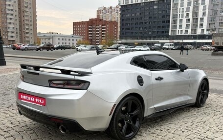 Chevrolet Camaro VI, 2018 год, 2 350 000 рублей, 5 фотография