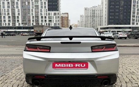 Chevrolet Camaro VI, 2018 год, 2 350 000 рублей, 6 фотография