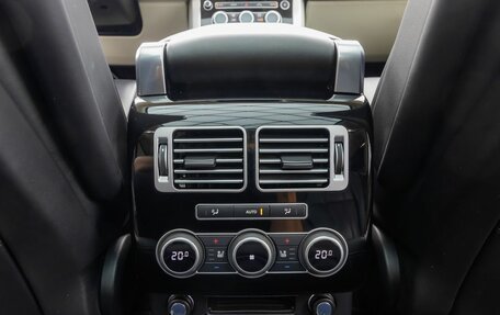Land Rover Range Rover IV рестайлинг, 2017 год, 4 190 000 рублей, 17 фотография