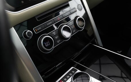 Land Rover Range Rover IV рестайлинг, 2017 год, 4 190 000 рублей, 19 фотография