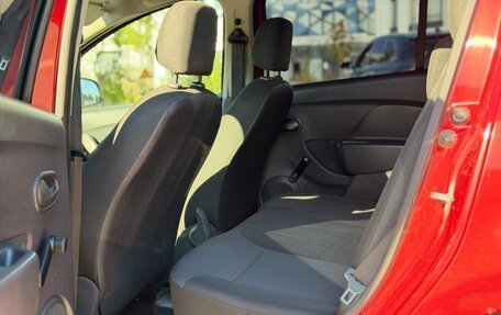 Renault Sandero II рестайлинг, 2014 год, 645 000 рублей, 22 фотография