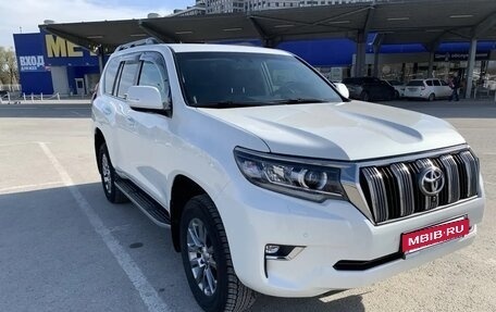 Toyota Land Cruiser Prado 150 рестайлинг 2, 2019 год, 6 100 000 рублей, 2 фотография