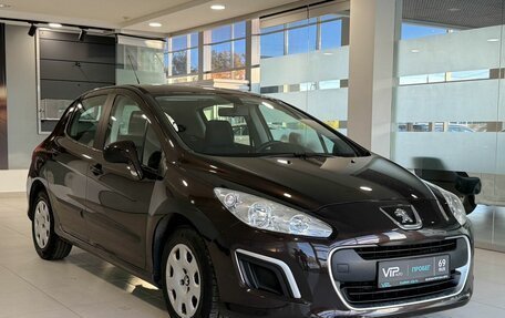 Peugeot 308 II, 2012 год, 677 000 рублей, 3 фотография
