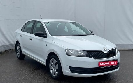 Skoda Rapid I, 2015 год, 1 070 000 рублей, 3 фотография