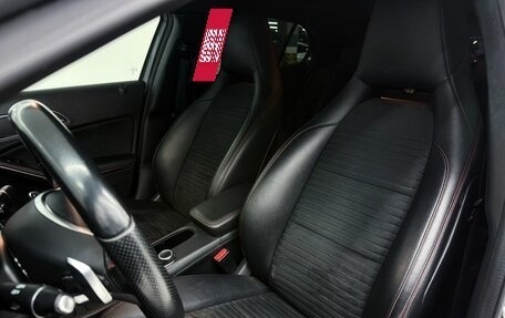 Mercedes-Benz GLA, 2016 год, 2 700 000 рублей, 22 фотография